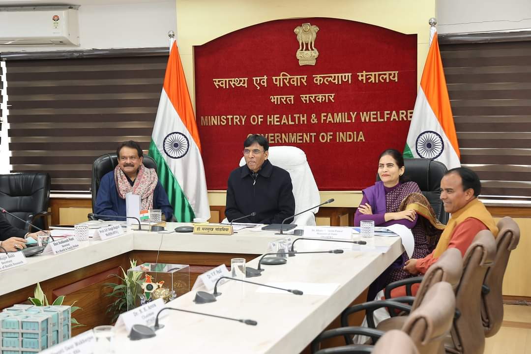 हर चुनौती से निपटने को तैयार है स्वास्थ्य विभागः डॉ. धन सिंह रावत,केन्द्रीय स्वास्थ्य मंत्री की अध्यक्षता में आयोजित बैठक रखा तैयारियों का ब्योरा।