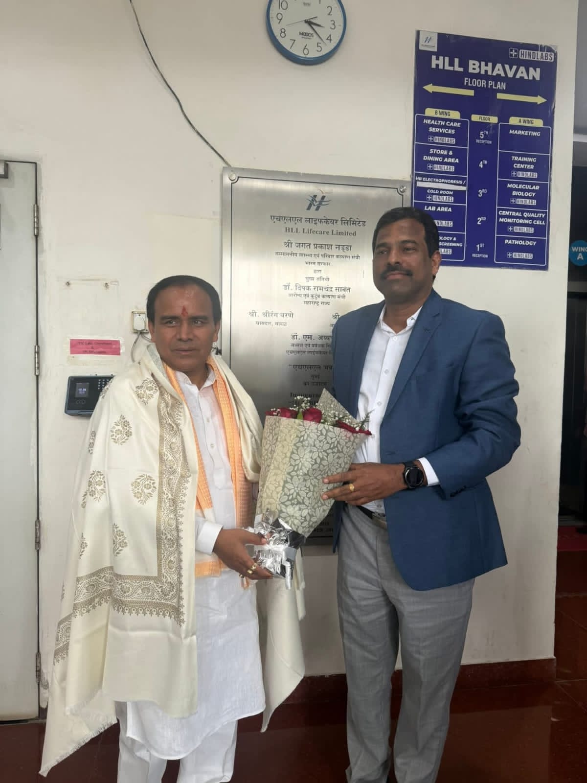 राष्ट्रीय फलक पर अपनी प्रतिभा का लोहा मनवा रहे हैं प्रवासी उत्तराखंडी: डॉ धन सिंह रावत,मुंबई में शिक्षा के क्षेत्र में उत्कृष्ट योगदान देने वाले प्रवासियों को किया सम्मानित,कहा, प्रवासियों ने अपनी मेहनत, ज्ञान और संस्कार से बनाई पहचान।