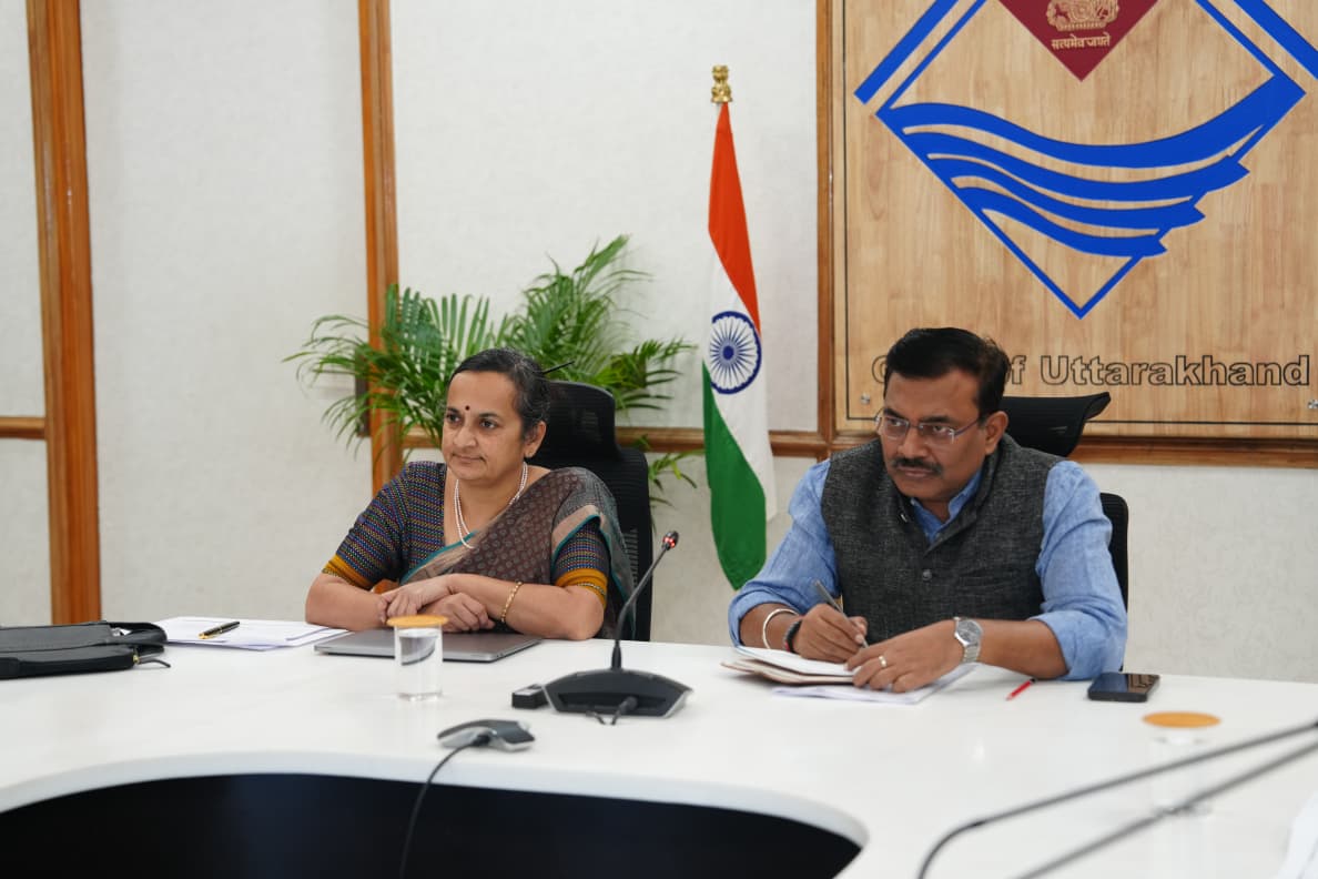 डीरिग्यूलेशन एवं ईज ऑफ डूइंग बिज़नेस पर टास्क फोर्स ने उत्तराखण्ड में की प्रगति की समीक्षा,भारत सरकार के कैबिनेट सचिवालय की एक उच्चस्तरीय टास्क फोर्स ने 16 अक्टूबर 2025 को देहरादून में उत्तराखण्ड राज्य में डीरिग्यूलेशन एवं ईज ऑफ डूइंग बिज़नेस पहल की प्रगति की समीक्षा की,बैठक की अध्यक्षता सचिव, राष्ट्रीय पिछड़ा वर्ग आयोग मीता राजीवलोचन एवं मुख्य सचिव आनंद बर्द्धन ने संयुक्त रूप से की।