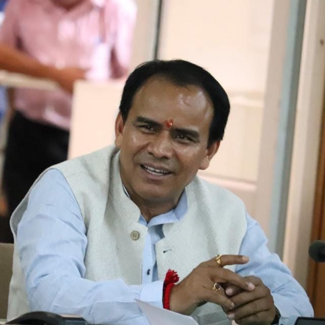 स्कूलों में छात्र-छात्राओं के सुरक्षा के होंगे पुख्ता इंतजाम,विभागीय मंत्री के निर्देश पर निदेशक ने जारी किये आदेश,समय-समय पर राज्य स्तर पर भी होगी सुरक्षा समीक्षा।