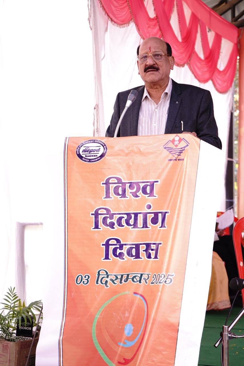 दिव्यांगता नहीं रोक सकती उड़ान: दक्षता पुरस्कार समारोह में सुबोध उनियाल का संबोधन।